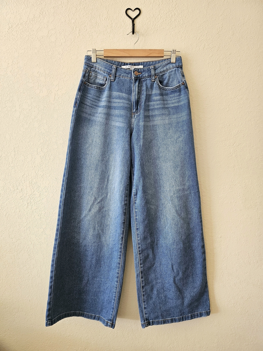 Celebrity Pink Medium Blue Wide-Leg Jeans EUC